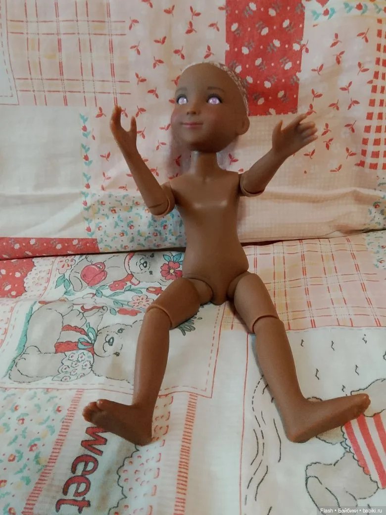 Келси Ruby red шарнирная кукла 31 см (фото 4)