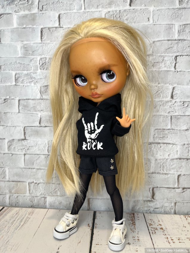 Продаю новую одежду для кукол Блайз (фото 4)