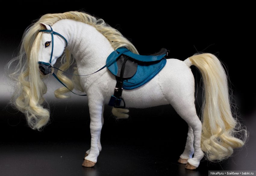 Лошадь для Барби, подвижная в смешанной технике, конь формат 1/6 (фото 8)