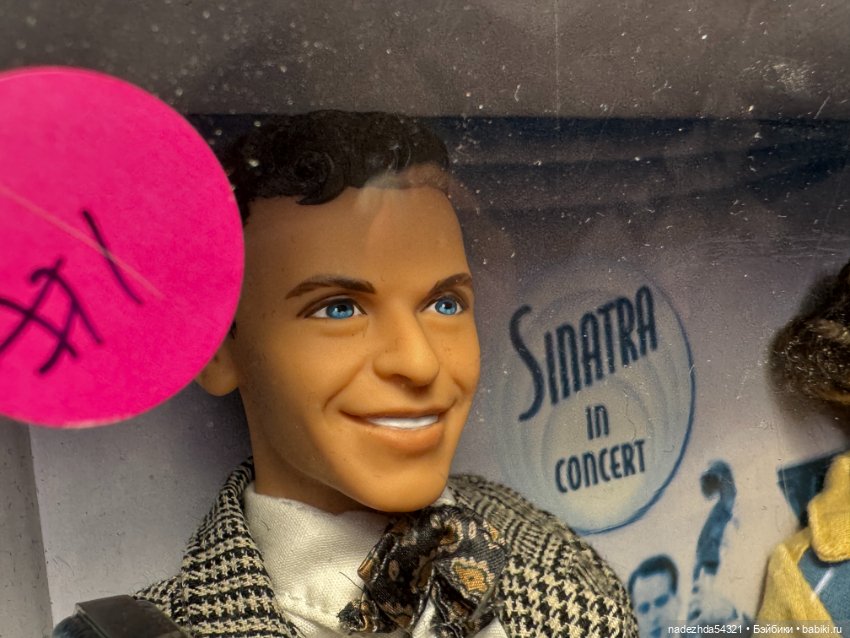 Кен из сета Барби любит Фрэнка Синатру (фото 7)