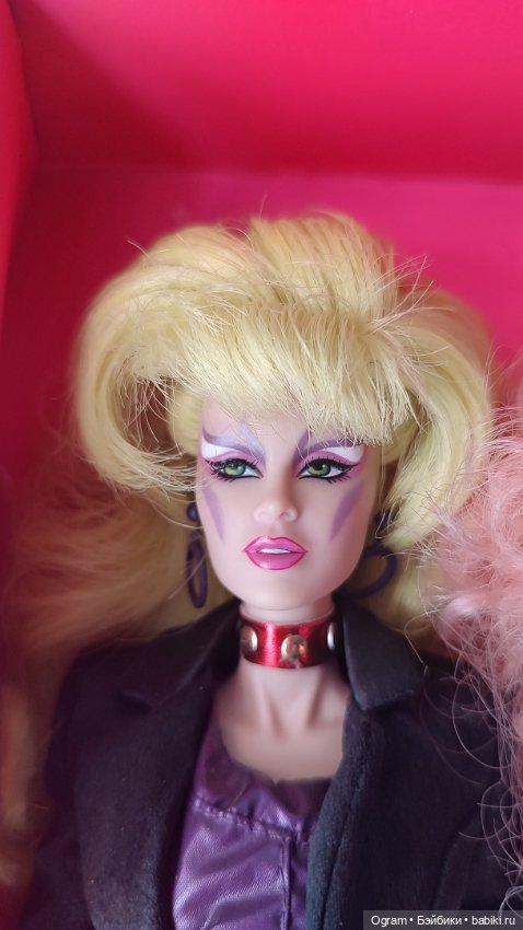 Jem and the holograms in stitches duets (фото 4)