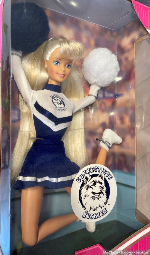 Девочка чирлидер / Connecticut Huskies Barbie Cheerleader (фото 8)