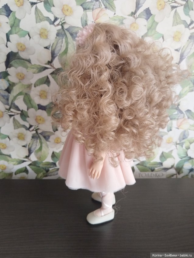 Ребека Паола Рейна шарнирная с кивающей головой Paola Reina (фото 4)