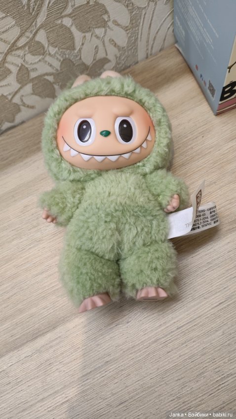 Labubu зелёная пушистая — Коллекционные фигурки (фото 4)