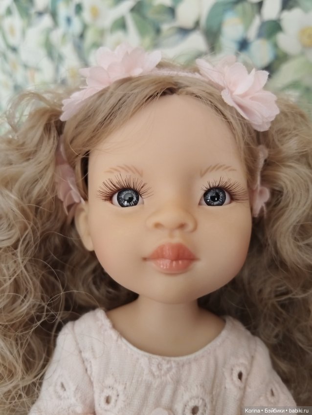 Ребека Паола Рейна шарнирная с кивающей головой Paola Reina