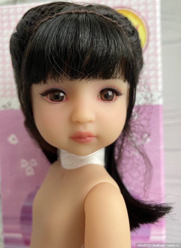 Келли от Ruby Red/ Руби Ред