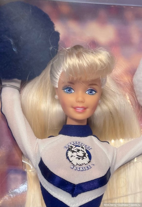 Девочка чирлидер / Connecticut Huskies Barbie Cheerleader (фото 2)