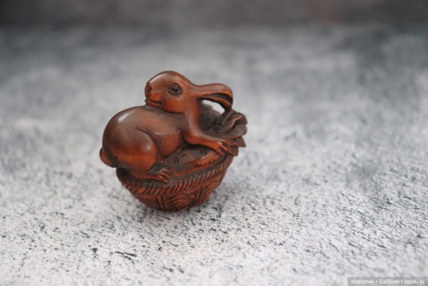 Нэцкэ. Кролик в корзинке. Винтаж (фото 2)
