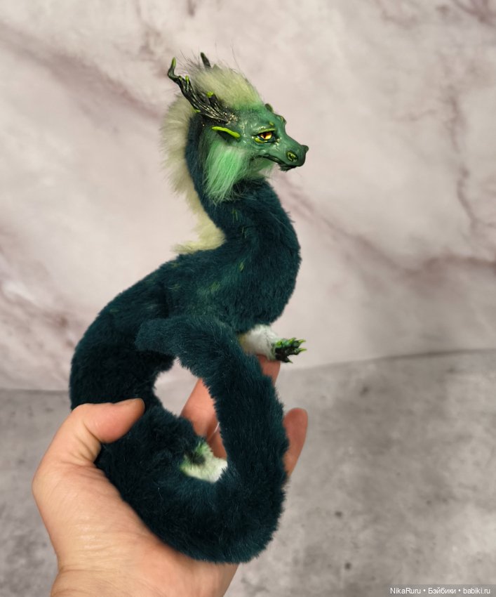 Дракон для Барби в смешанной технике, подвижный