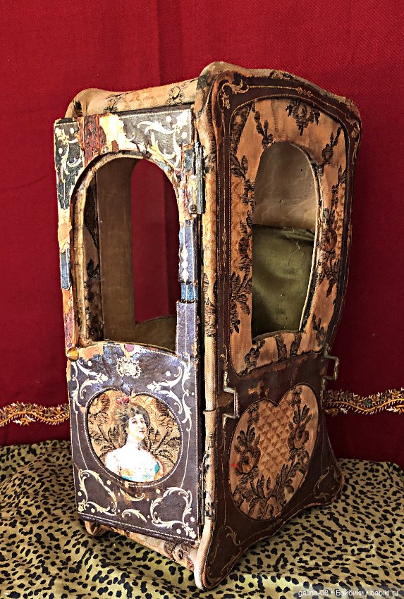 Французский кукольный седан