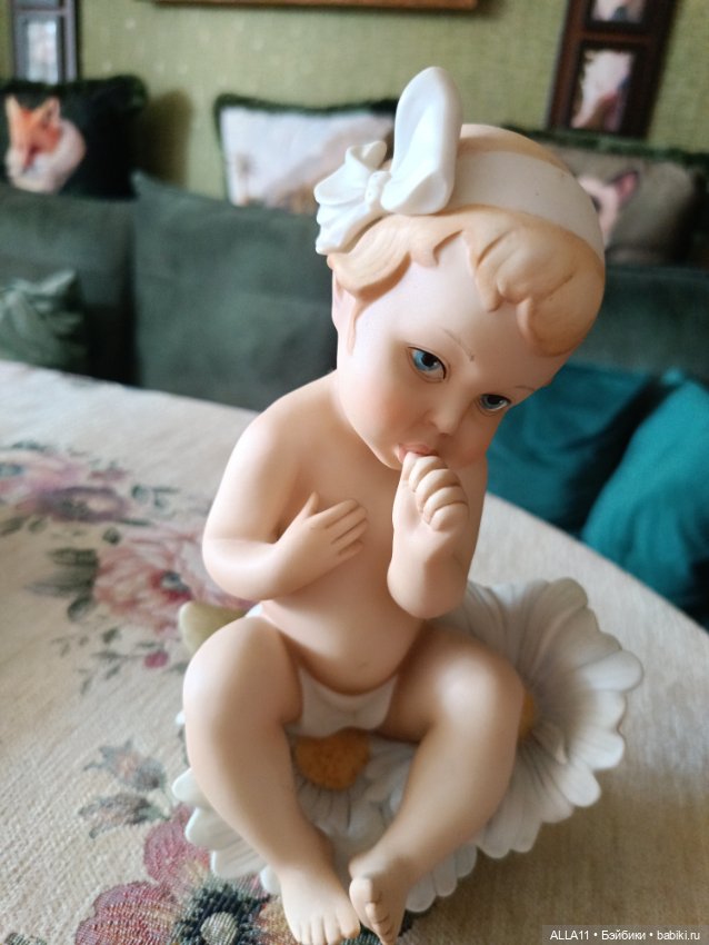 Прекрасная детка от Армани (фото 4)