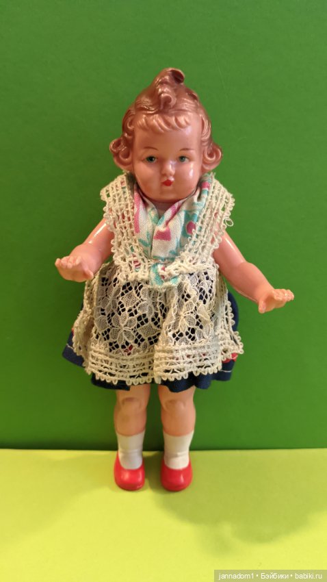 Очаровательная куколка Мигешка Milon Gehler с рельефными волосами, высота 18 см (фото 4)