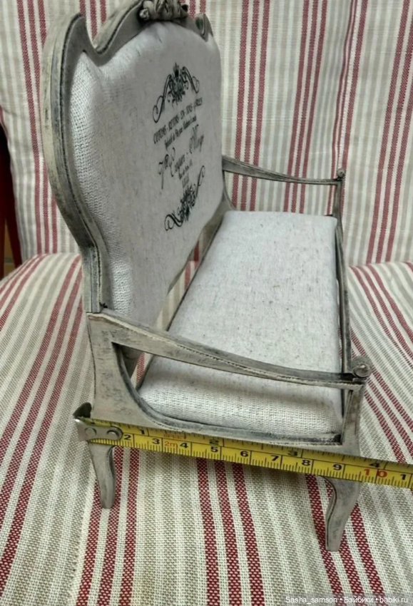 Диванчик для кукол — Кукольная мебель (фото 2)