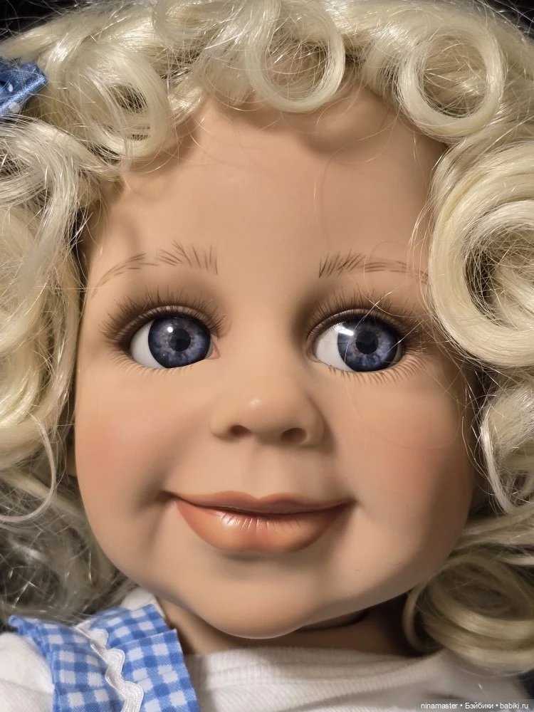 Блондиночка от Monika Levenig