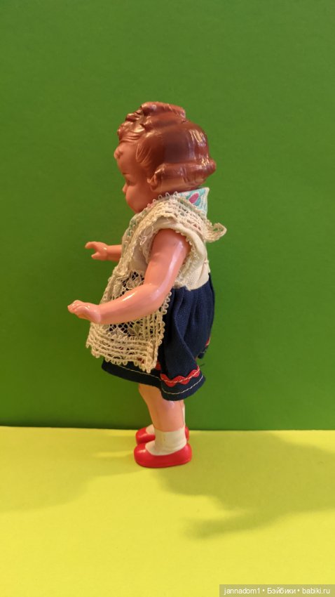 Очаровательная куколка Мигешка Milon Gehler с рельефными волосами, высота 18 см (фото 5)