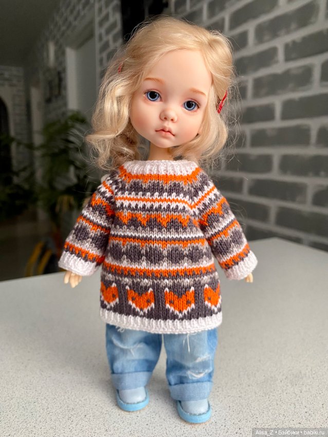 Кофточка с лисичками для Монст