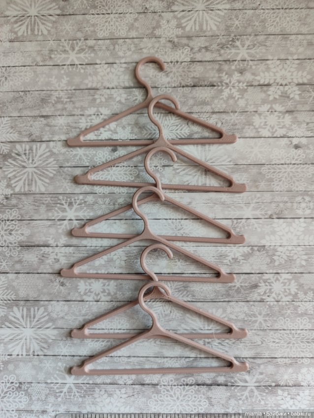 Набор вешалок для кукольной одежды, 6 шт