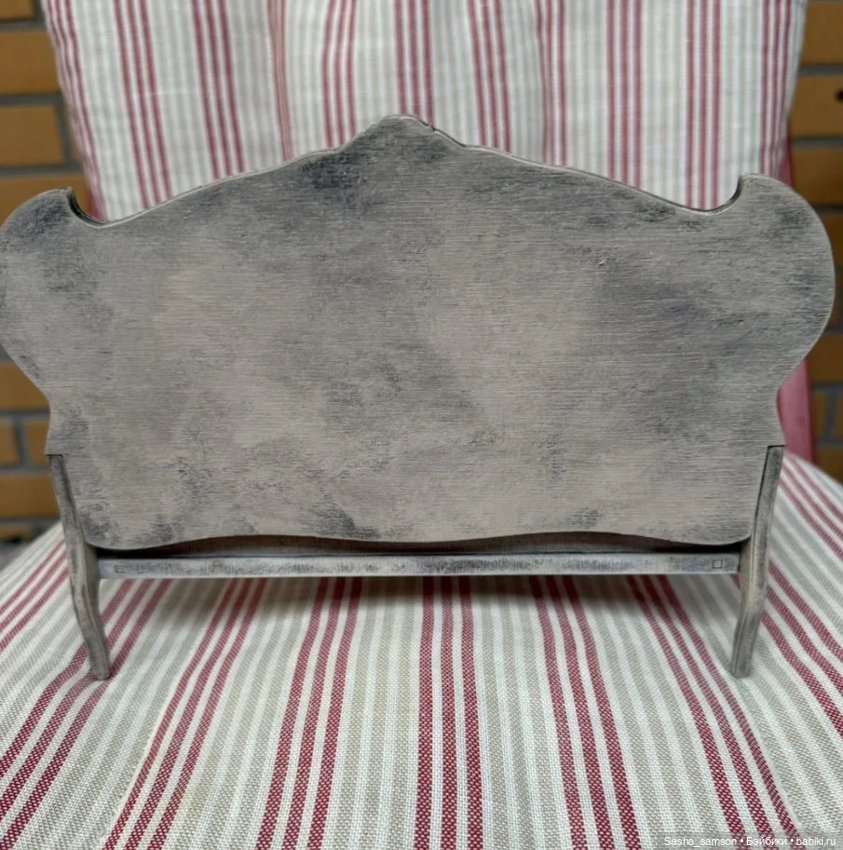 Диванчик для кукол — Кукольная мебель (фото 7)