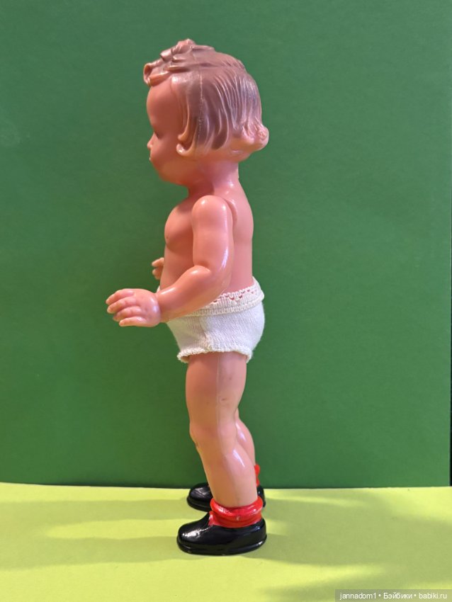 Голубоглазая куколка Мигешка Milon Gehler с рельефными волосами, высота 22 см (фото 3)