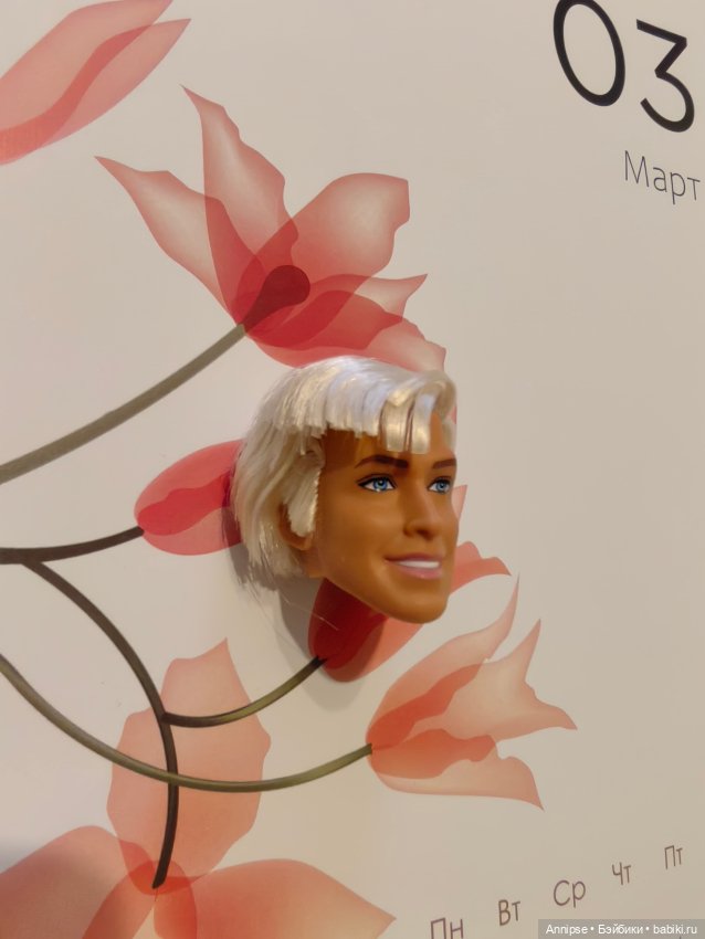 Кен Райан Гослинг с улыбкой (фото 3)