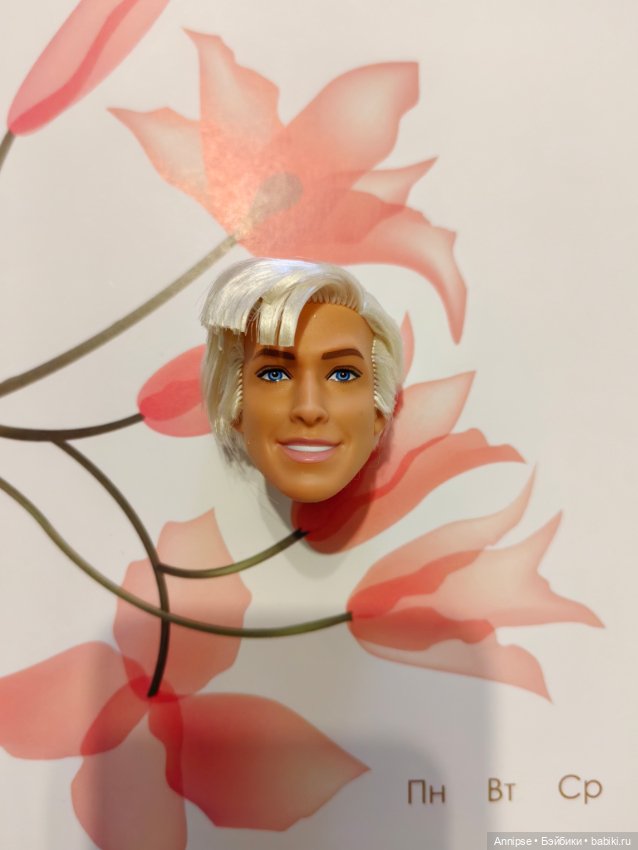 Кен Райан Гослинг с улыбкой (фото 4)