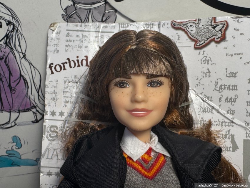 Барби Гермиона Грейнджер "Гарри Поттер". Разделила набор (фото 3)