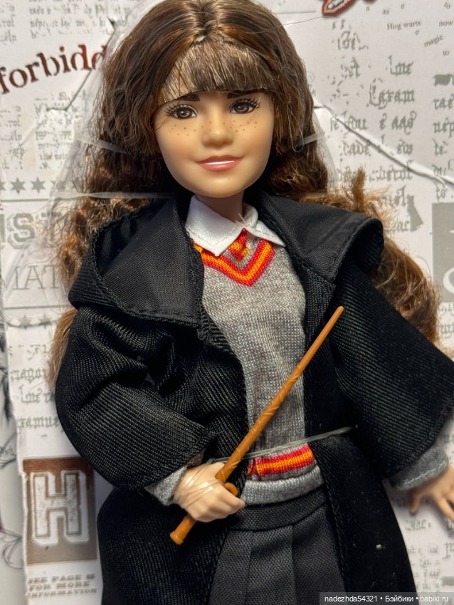Барби Гермиона Грейнджер "Гарри Поттер". Разделила набор (фото 2)