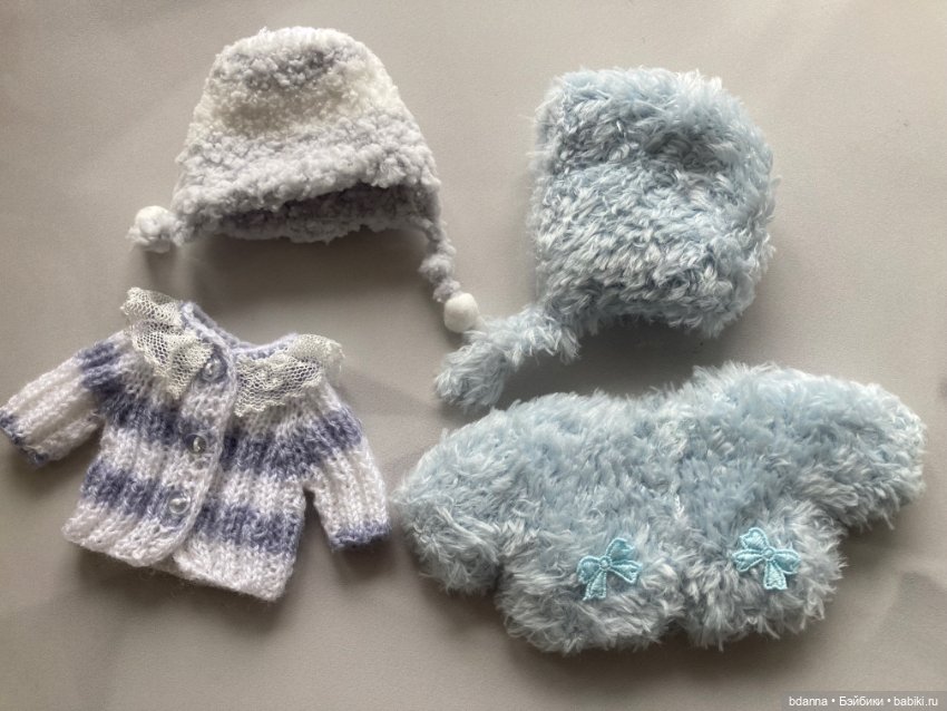 Вязанные комплекты на пупсов (фото 4)
