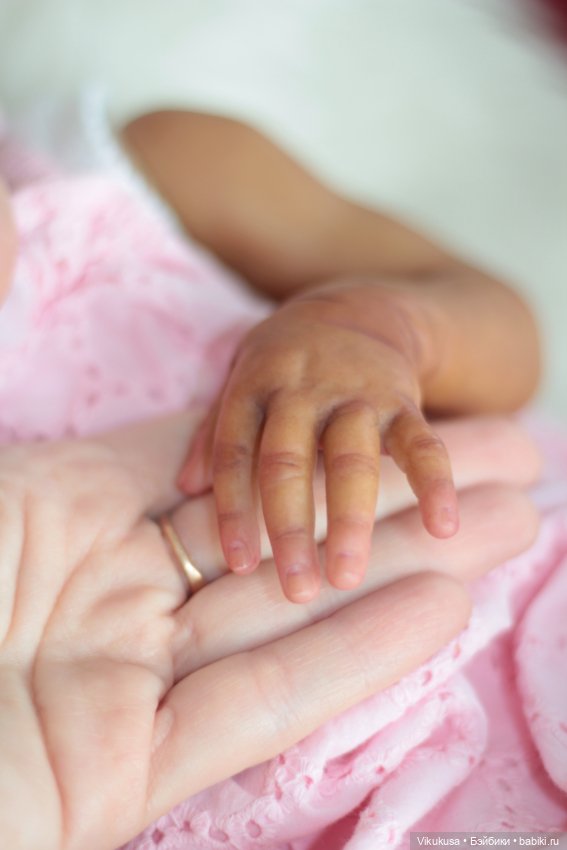 Этническая малышка реборн Laura by Bonnie Brown (фото 5)