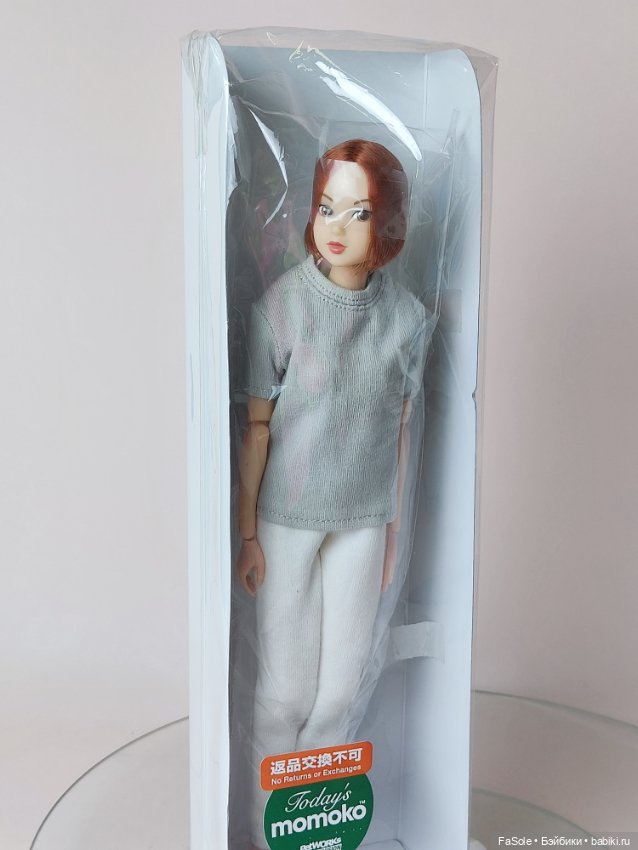 Момоко Today's рыжая с каре