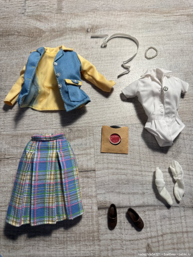 Аутфит Барби любит Френка Синатру