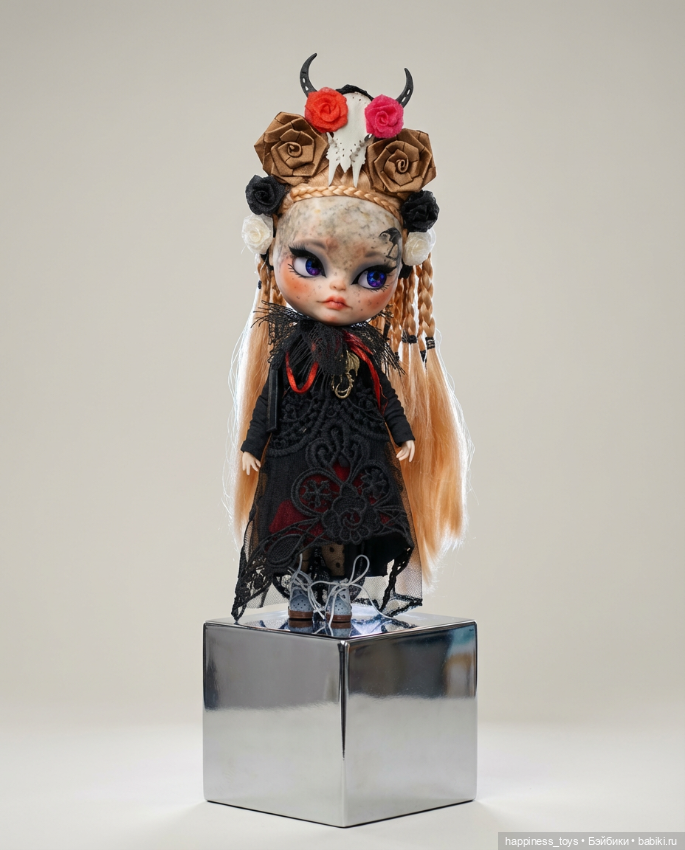 Мистическая Blythe‑ведьма (фото 4)