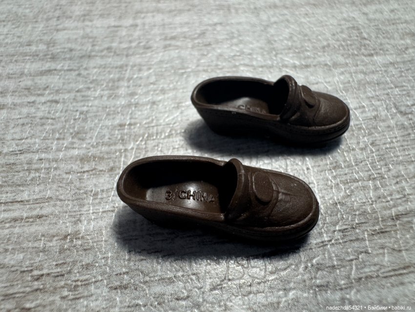 Аутфит Барби любит Френка Синатру