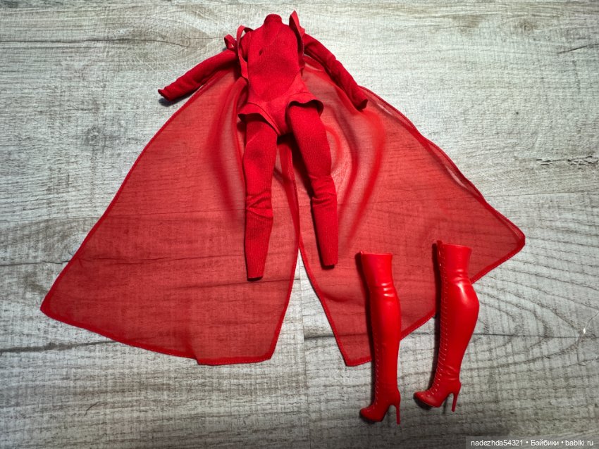 Аутфит Барби Кайли Миноуг