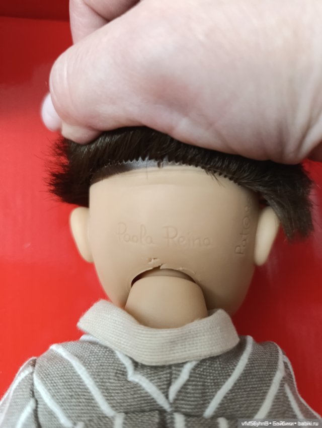 Карлос от Рут Треффайзен без подписи на ноге (фото 4)