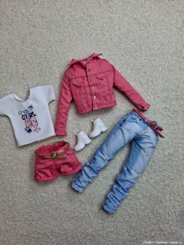 Набор на барби — Одежда для кукол