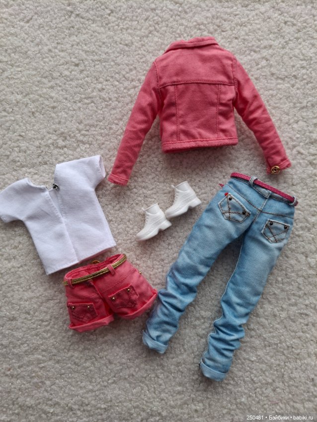 Набор на барби — Одежда для кукол (фото 3)