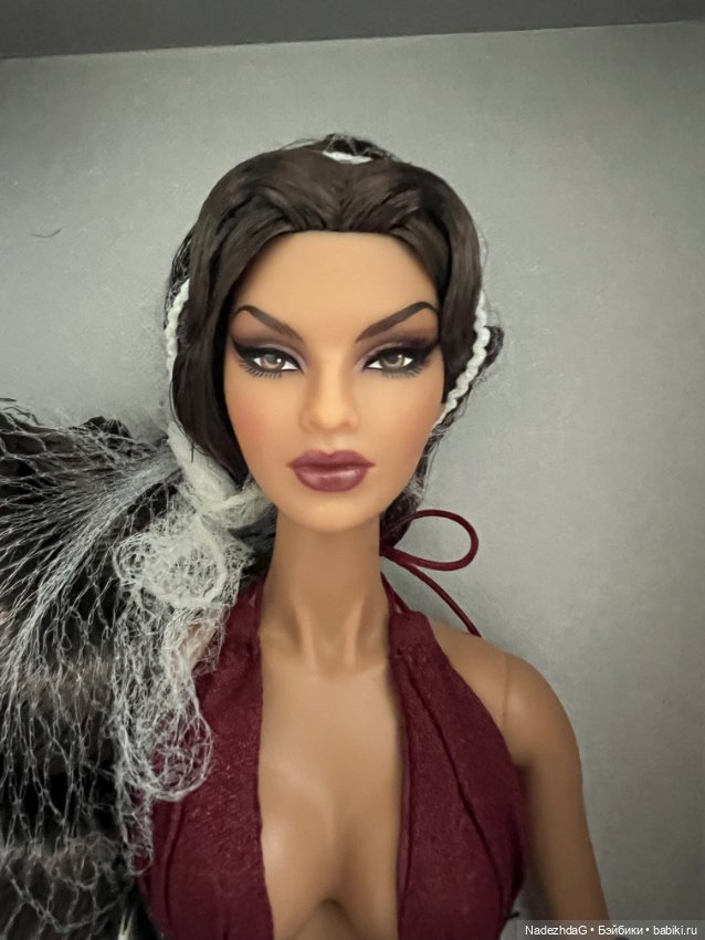 Isha Kalpana Nayaranan — Фэшн (фото 9)