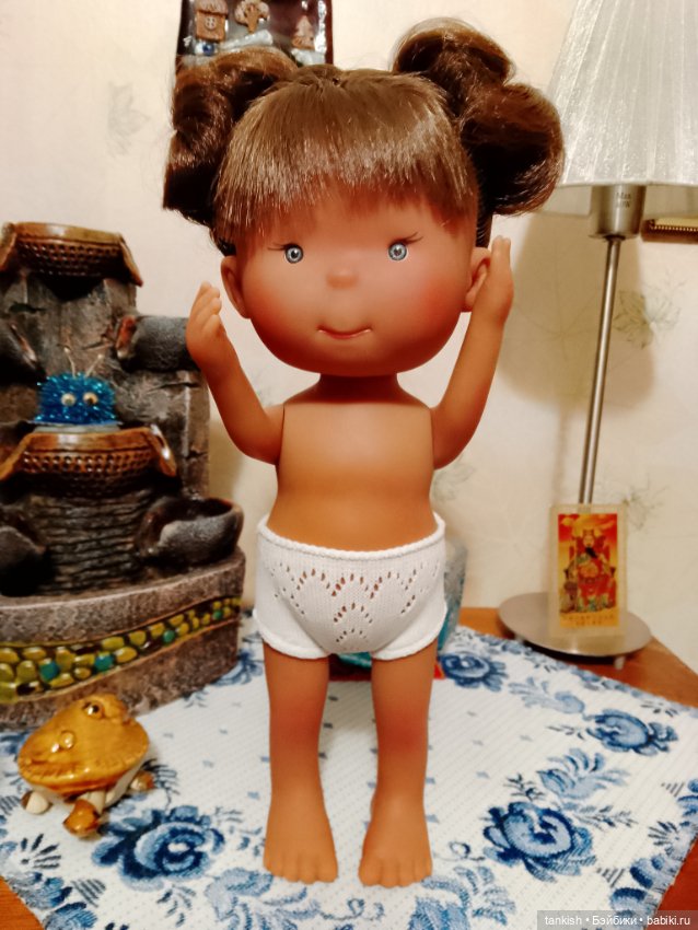 Кукла виниловая 30 см Пиппа Латина, НЮД