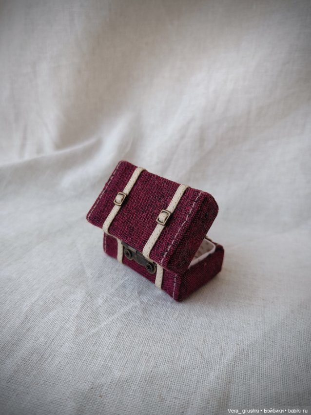 Мини чемодан — Шляпы (фото 6)