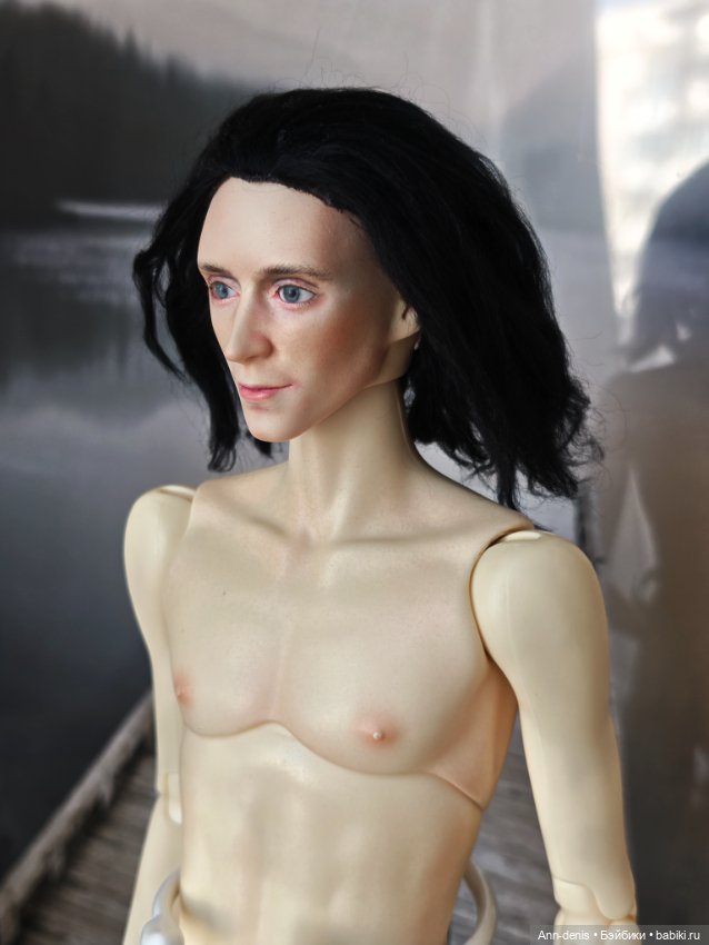 Голова Тома Хиддлстона на теле Dollshecraft Mistic