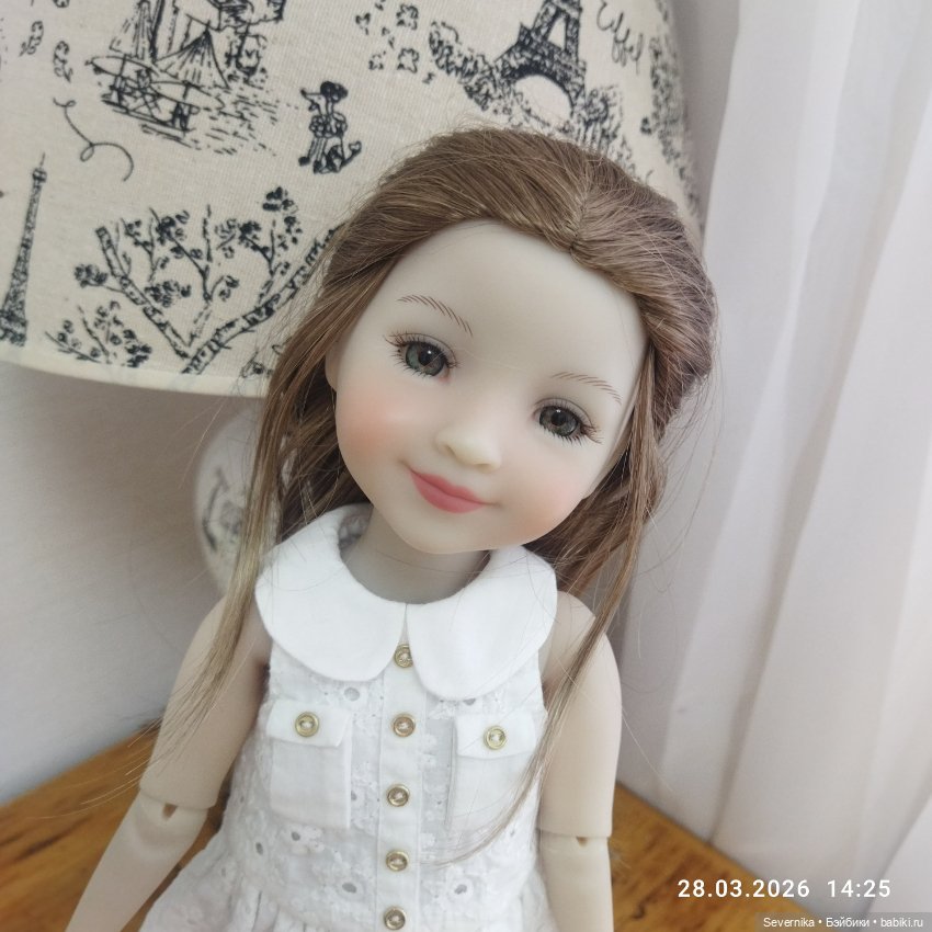 Очаровательная Шарлотта Руби Ред (фото 3)