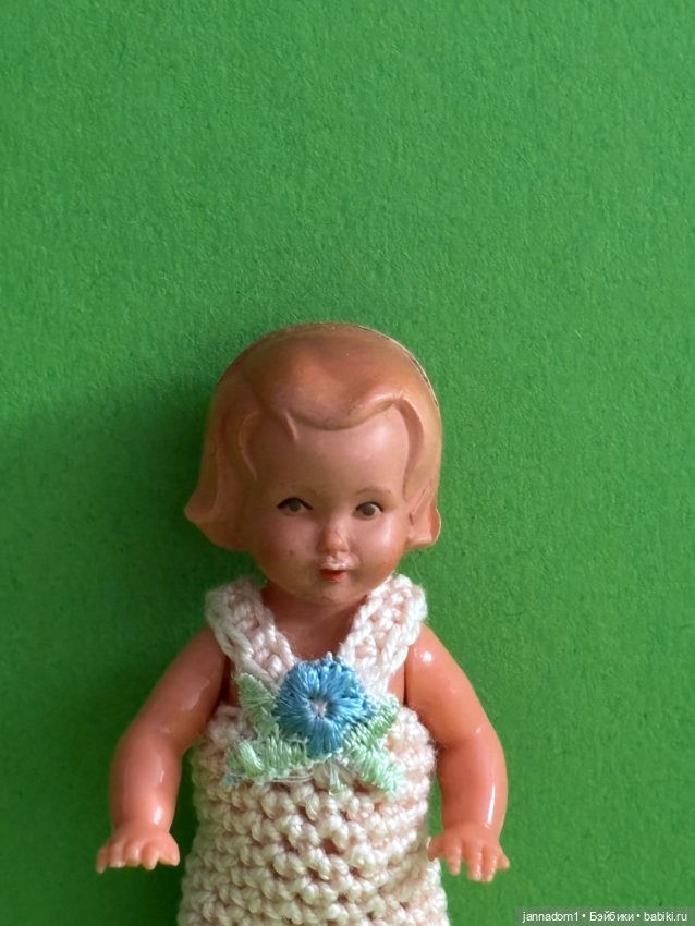 Очаровательная куколка Sweetheart в красных ботиночках, высота 8 см (фото 2)