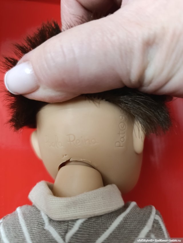 Карлос от Рут Треффайзен без подписи на ноге (фото 5)