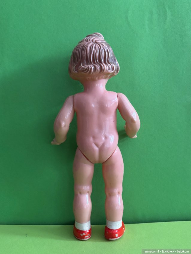 Куколка Milon Gehler с рельефными волосами, высота 22 см (фото 5)