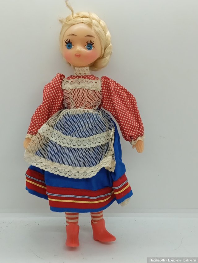 Советская кукла в костюме Курской губерни в оригинальном костюме фабрики «8 Марта» (фото 7)