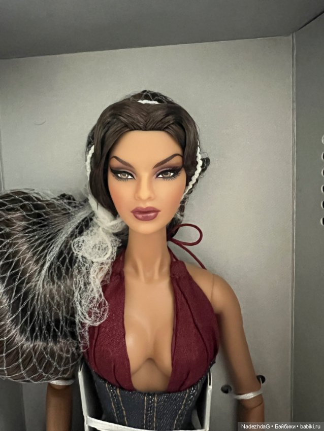 Isha Kalpana Nayaranan — Фэшн