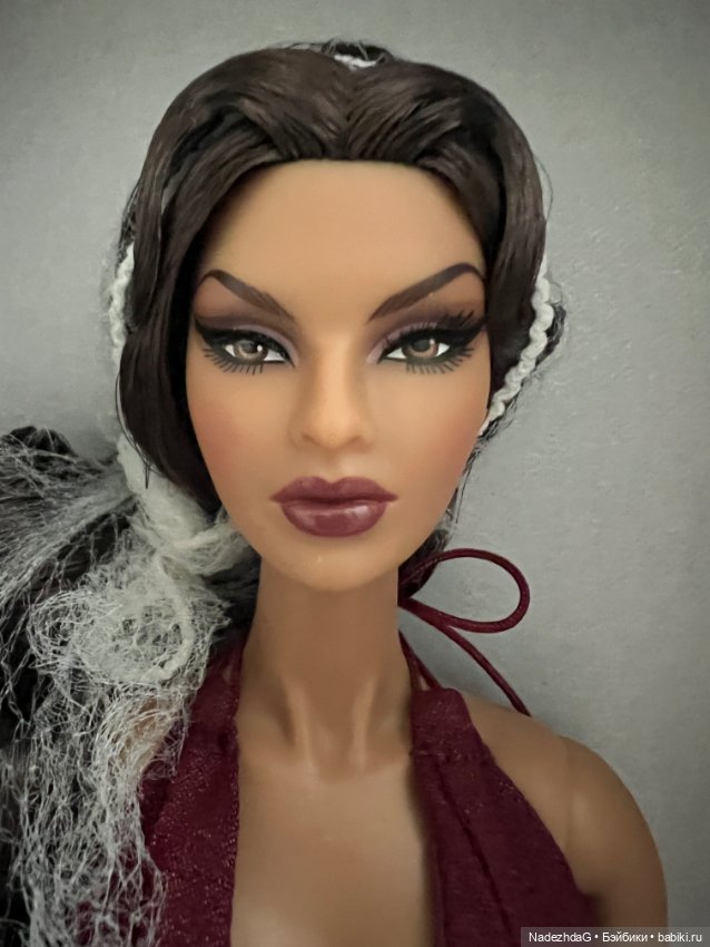 Isha Kalpana Nayaranan — Фэшн (фото 5)