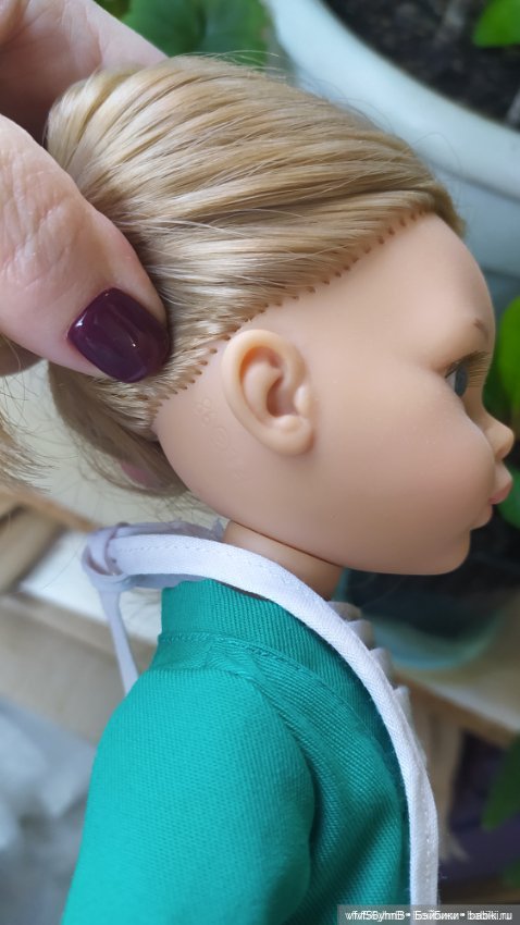 Кукла-врач коробочная на теле 15-17 года (фото 2)