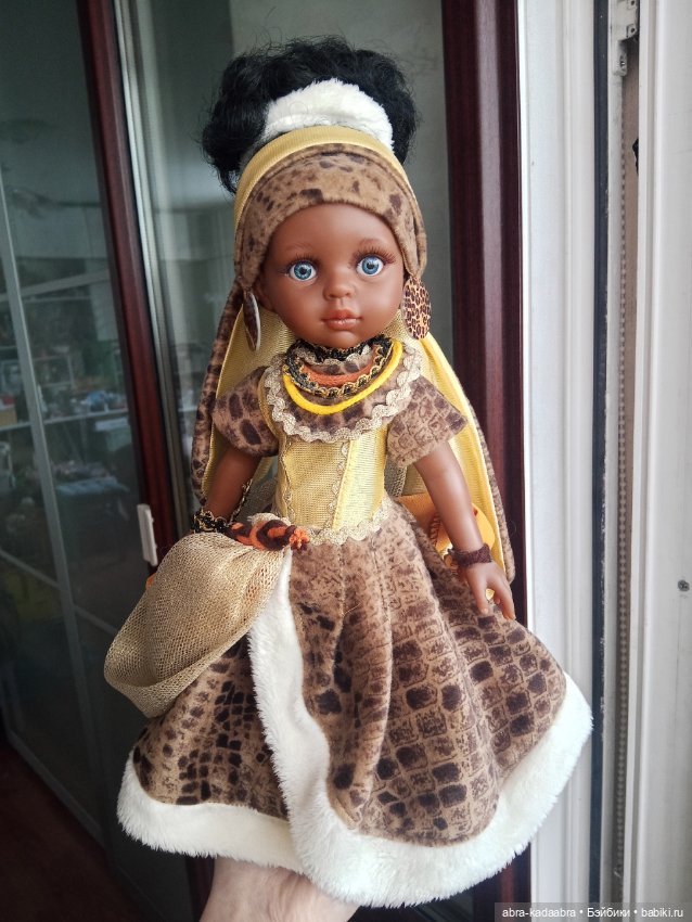 Нора африкана на старом теле (фото 8)